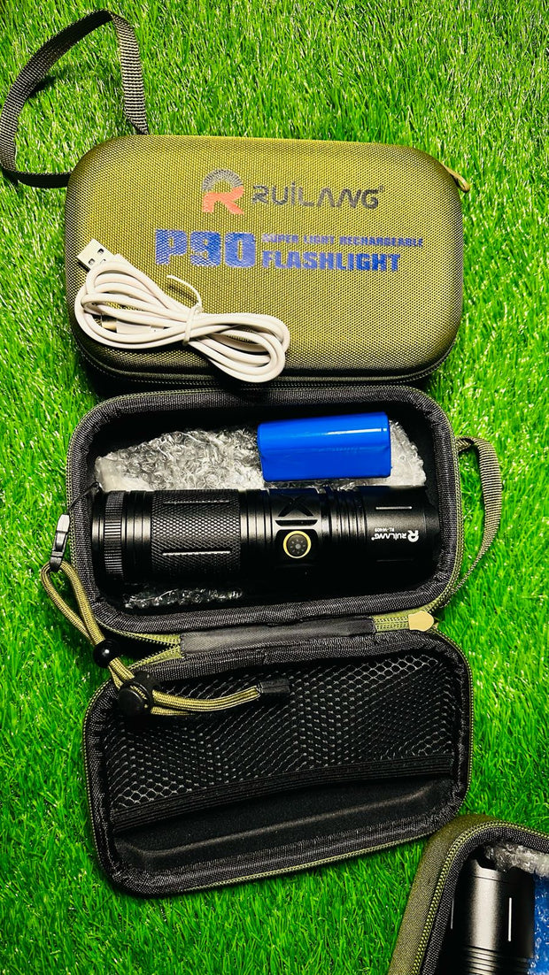 P 90 Flash Light