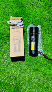 Heavy Duty Zoom Flash Light