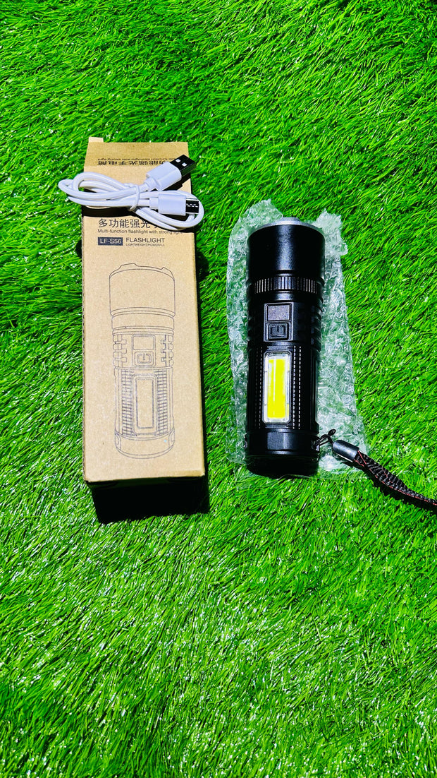 Heavy Duty Zoom Flash Light