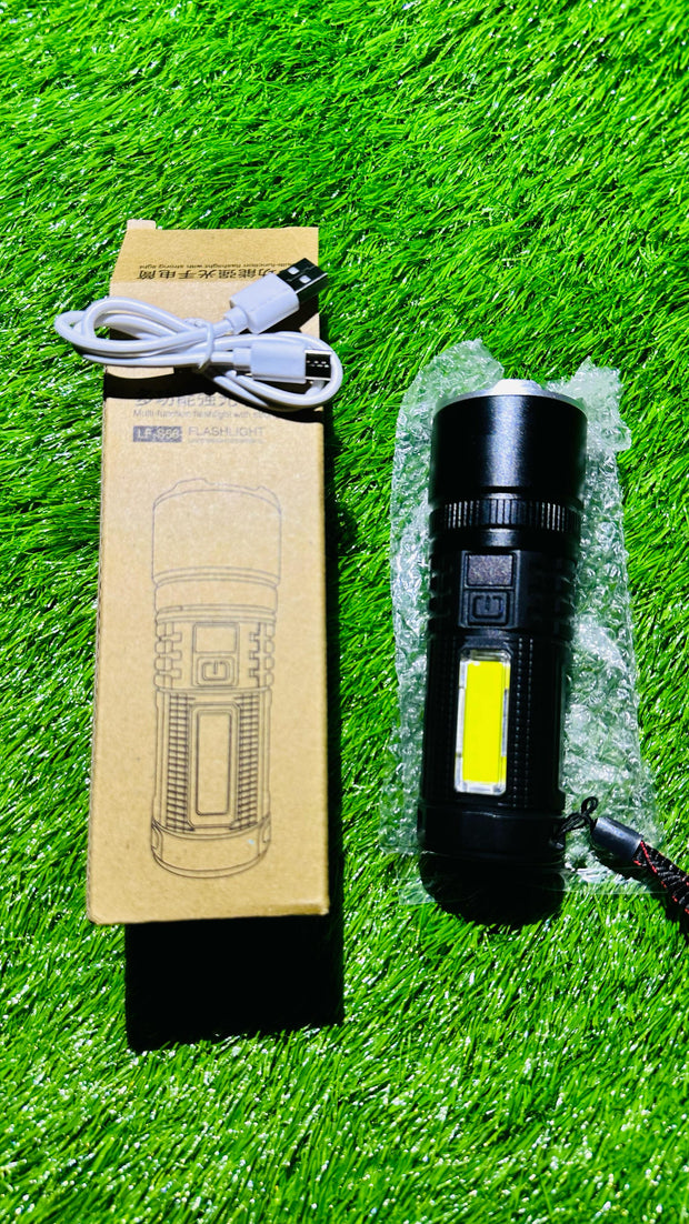 Heavy Duty Zoom Flash Light